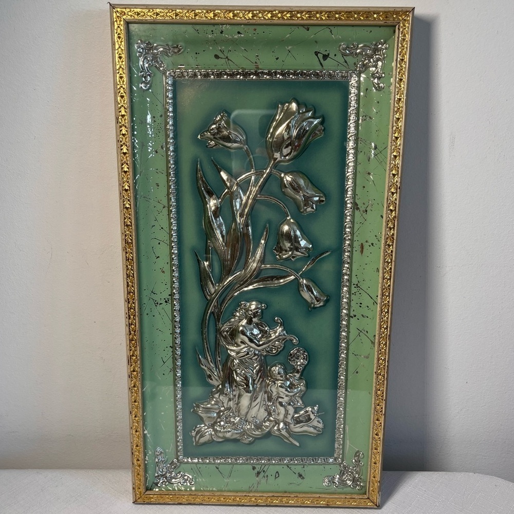 Vintage "Spring" Metalcraft picture
3D embossed silver metal floral tulip design